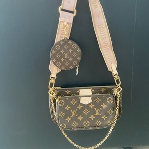 Louis Vuitton Multi Pochette - Pink ⚠️ AIN’T Auth